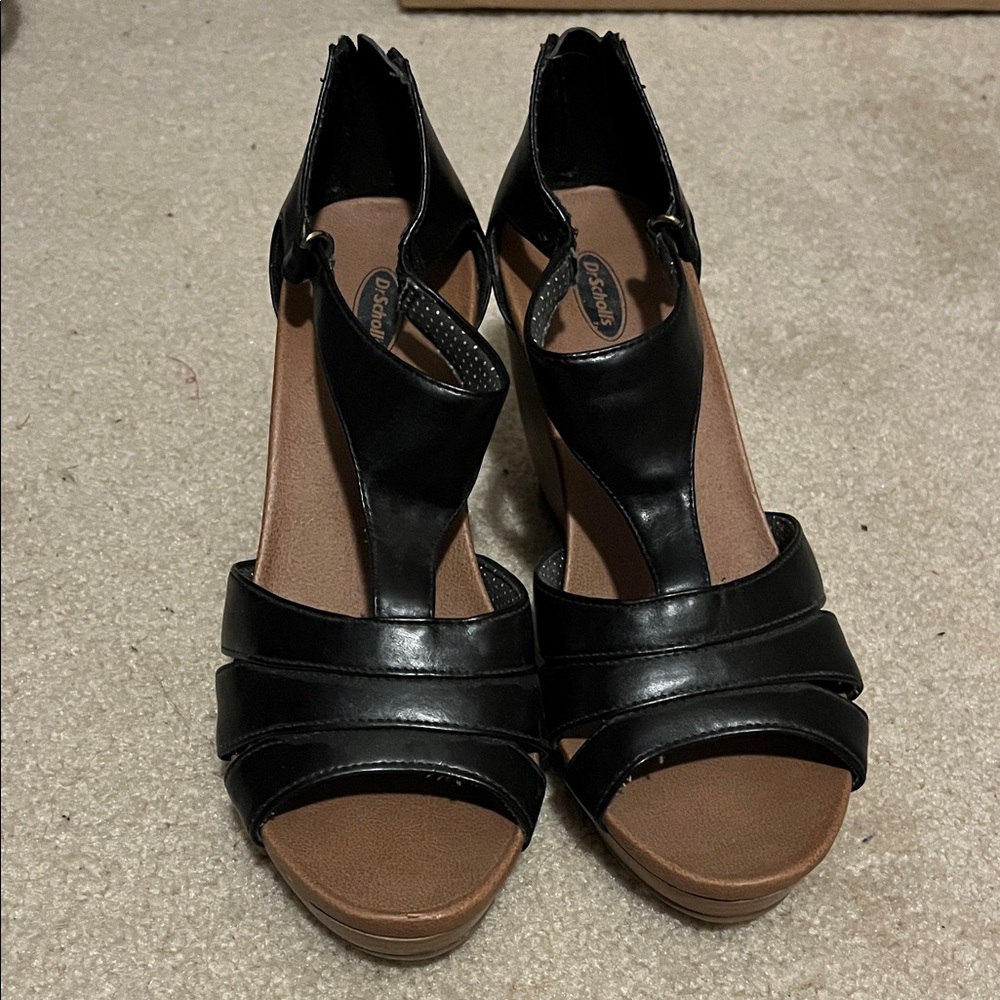 Dr. Scholl's Black Leather T-Strap Wedge Sandals